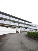 光明池サニ－ハイツの外観