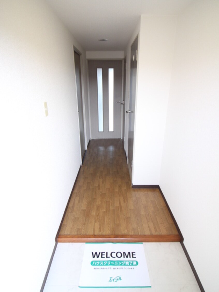 廊下 セントラル新石切