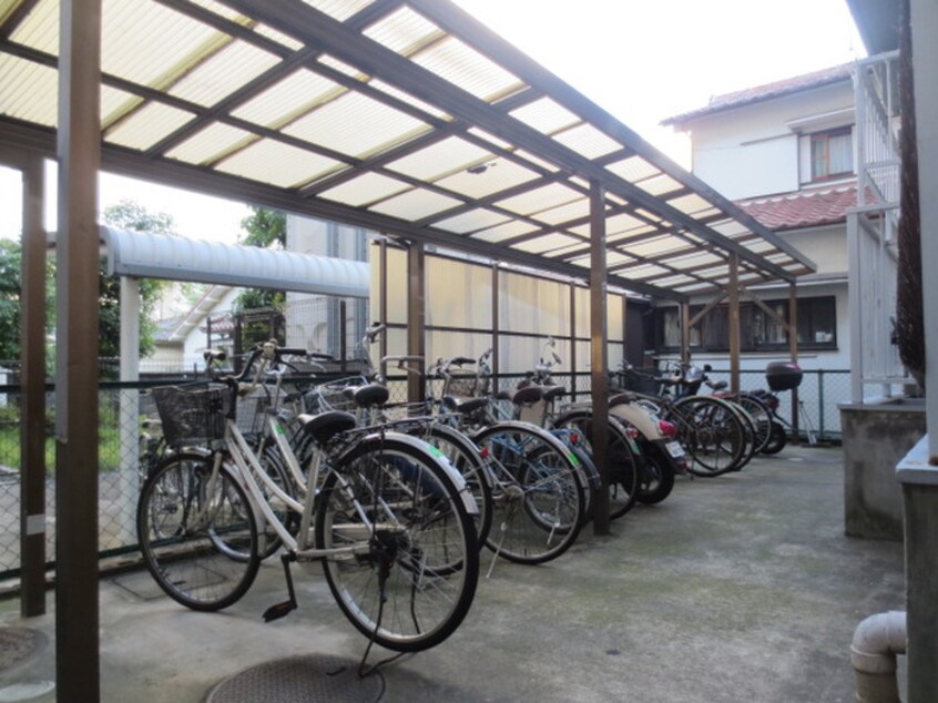 駐輪場 ナンノ第１５号館