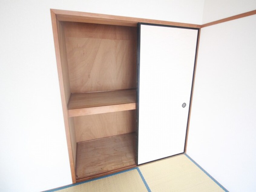 収納 ハイツウィンズ