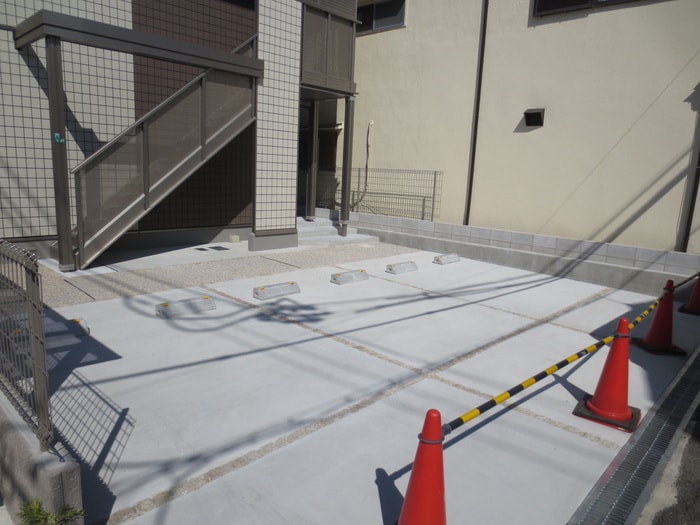 駐車場 ロイヤルコート湊