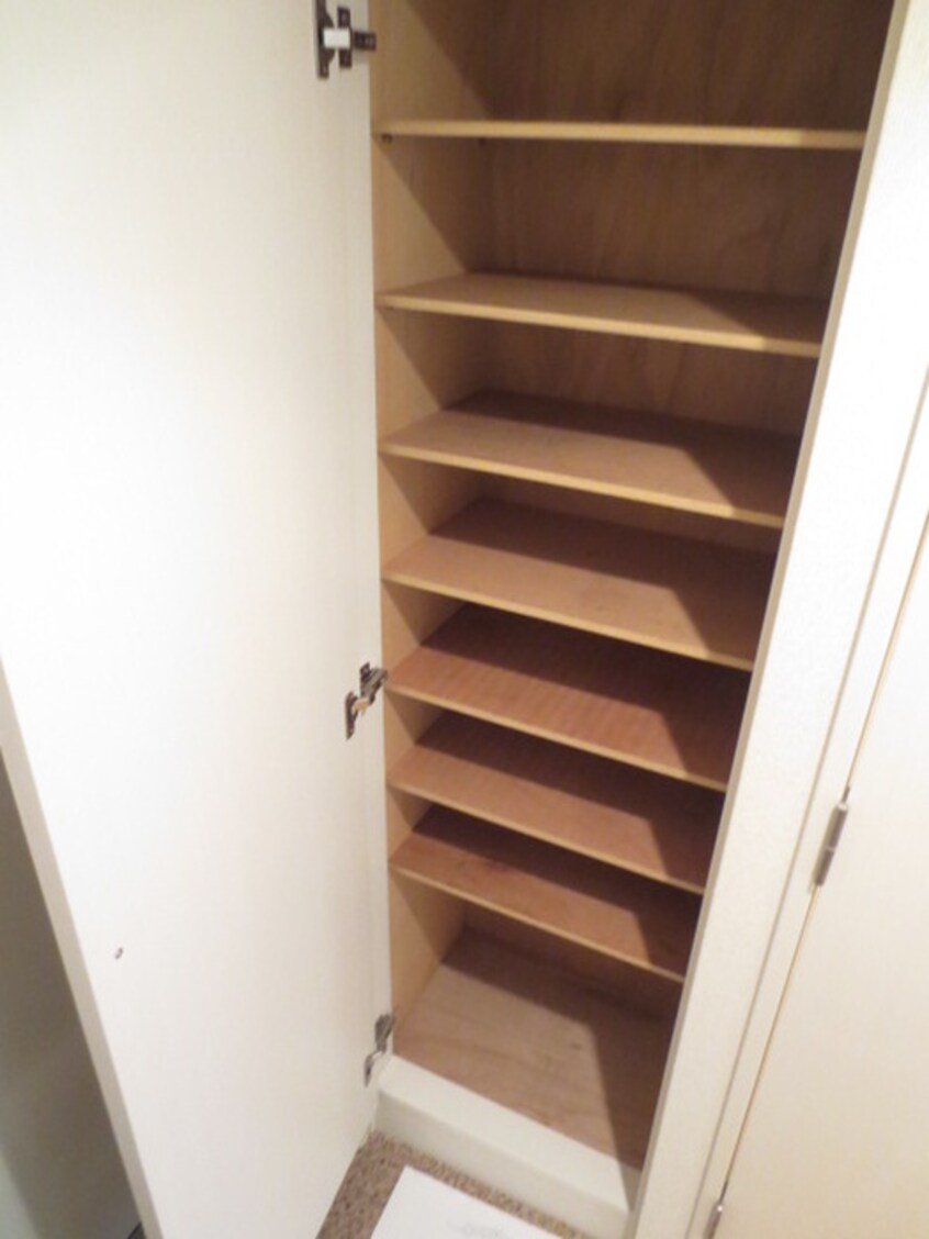 靴箱 エアリ－アベニュ－