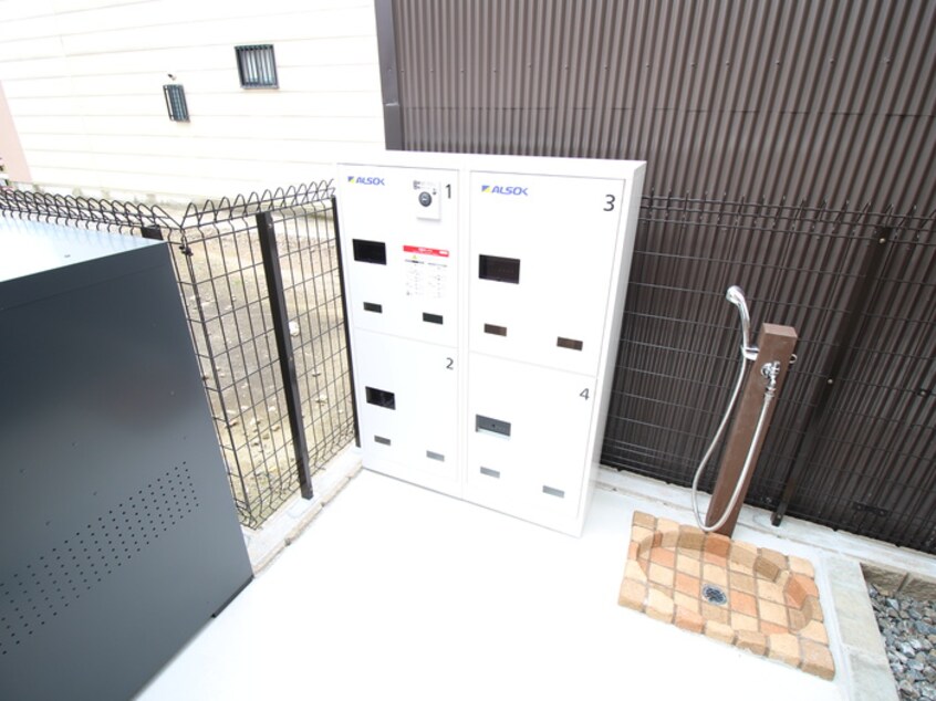 建物設備 アンバーコーポラス