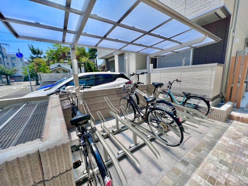 駐輪場 ソーリス・ルクス