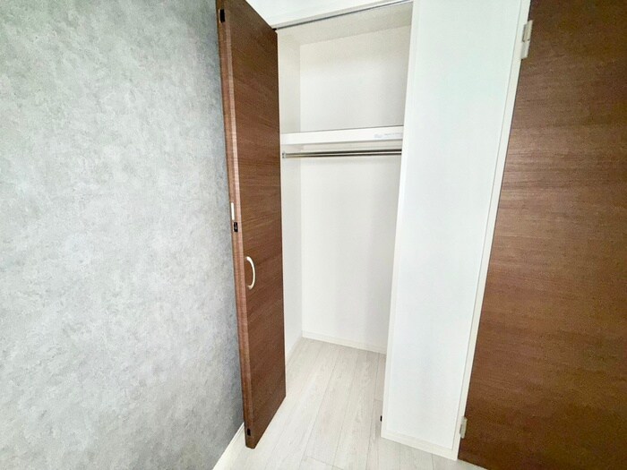 収納 Kvell　Garden　香里 Ⅱ