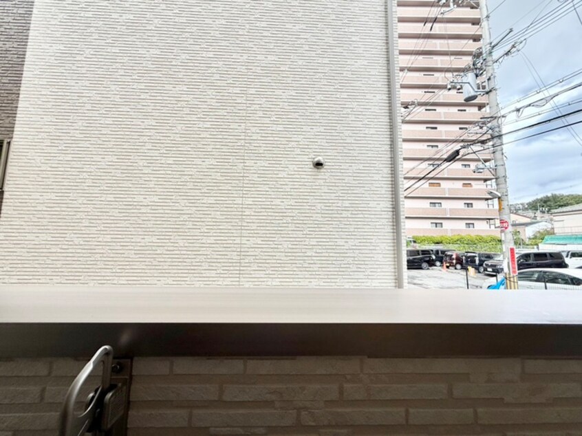 室内からの展望 Kvell　Garden　香里 Ⅱ