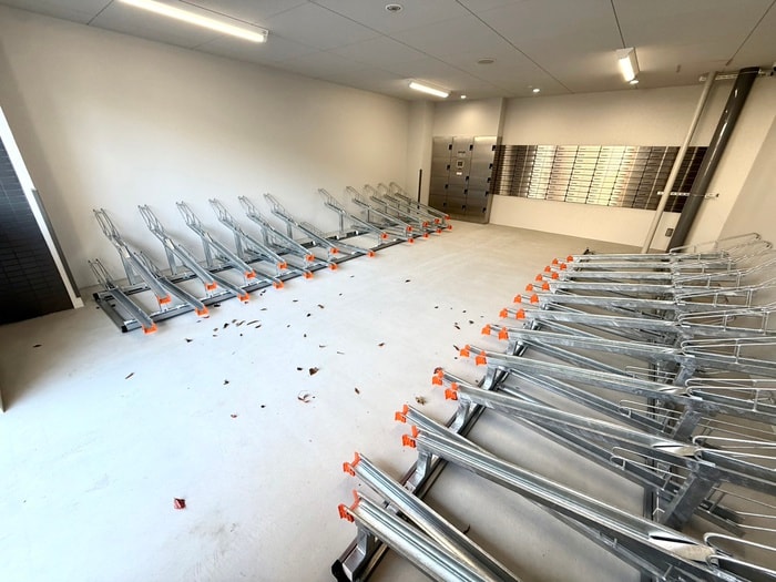 駐輪場 フォーリアライズ福島ルノン