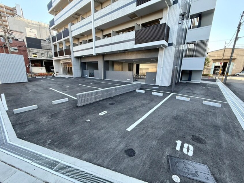 駐車場 フォーリアライズ福島ルノン