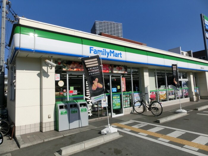 ファミリーマート八尾跡部北の町店(コンビニ)まで300m モリタハイツ(2-2)