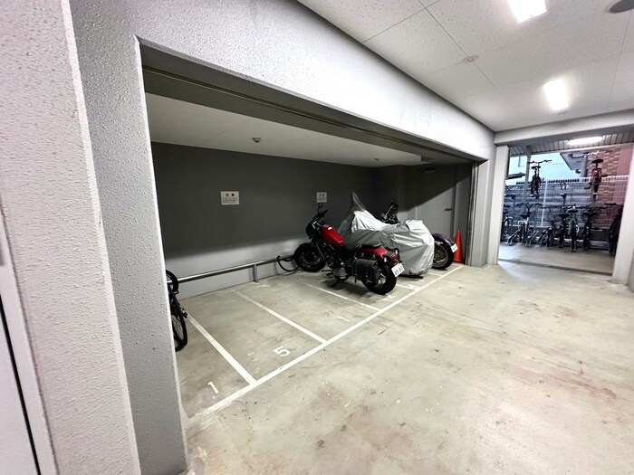 バイク置き場 HS梅田ＥＡＳＴ