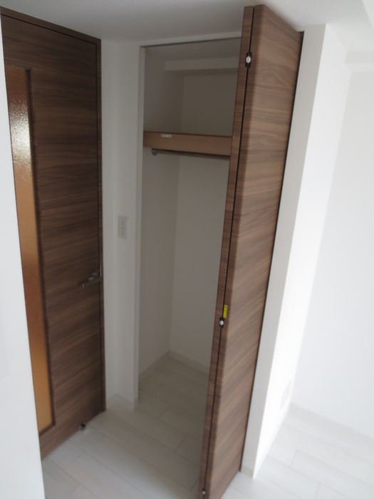 収納 グランカリテ塚本（401）