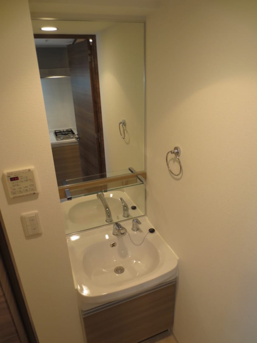 洗面 グランカリテ塚本（401）