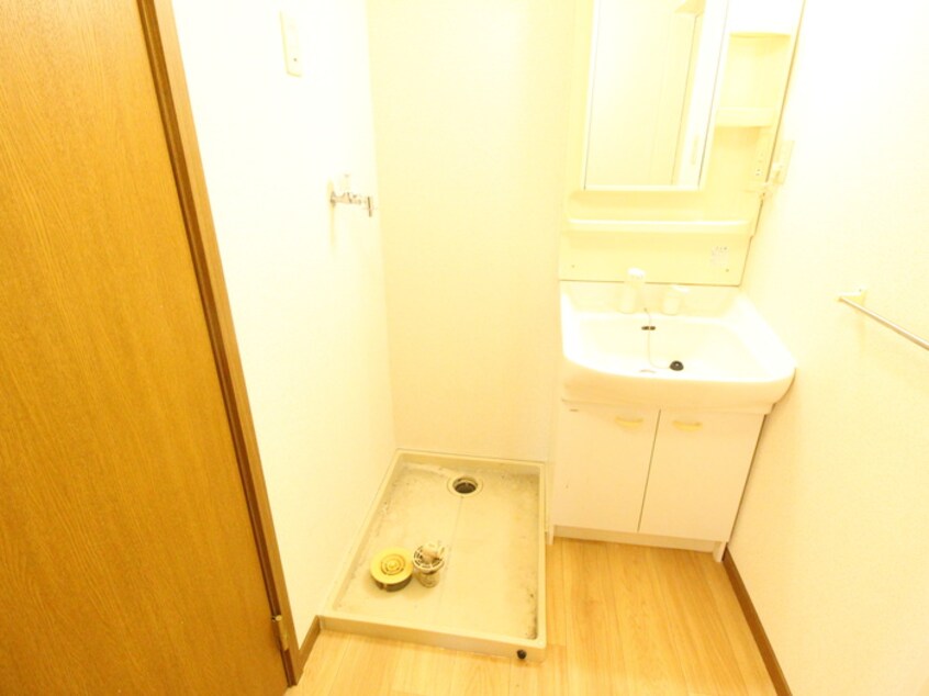 洗濯機置場 メドラ