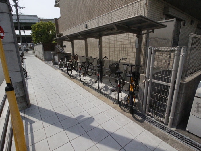 駐輪場 パ－ルレジデンス芦原橋