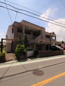 カルチェラタンの外観