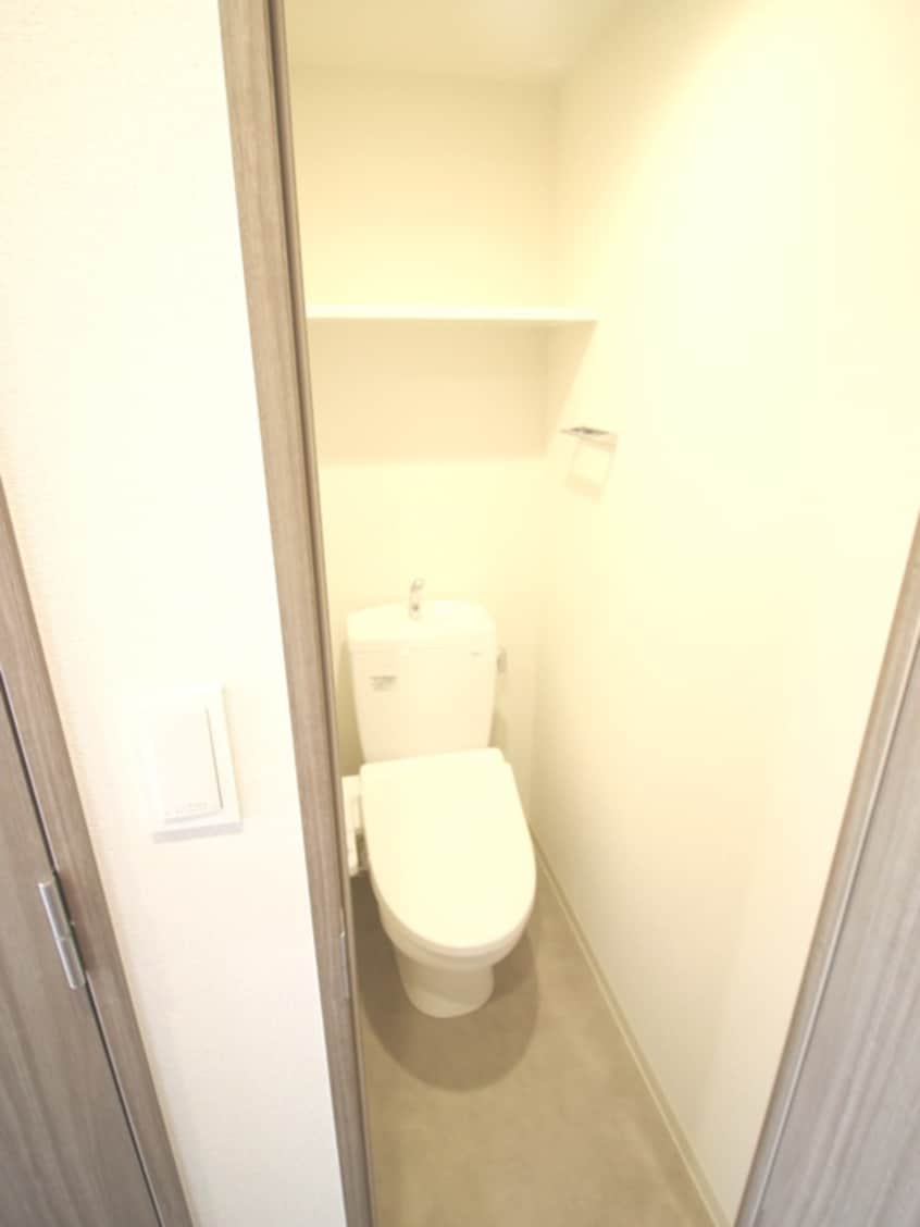 トイレ スプランディッド新大阪WEST