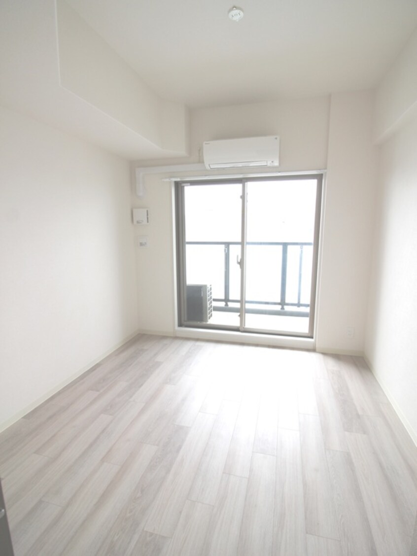 居室 スプランディッド新大阪WEST