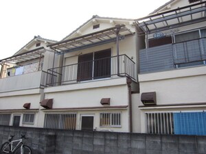 富田町５丁目貸家