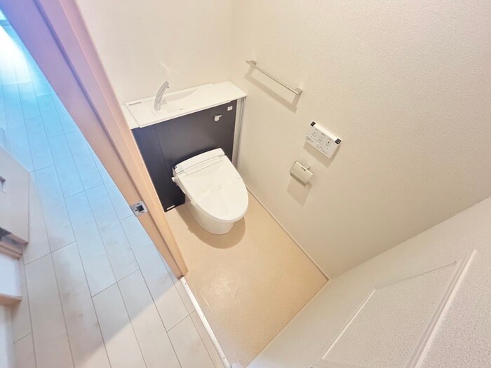 トイレ フェリオ・ヴィヴァーチェ