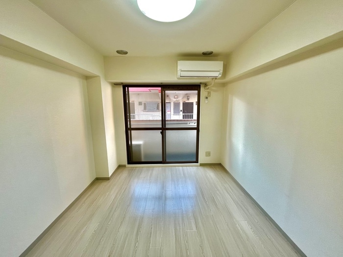 居室 サンロイヤル長柄