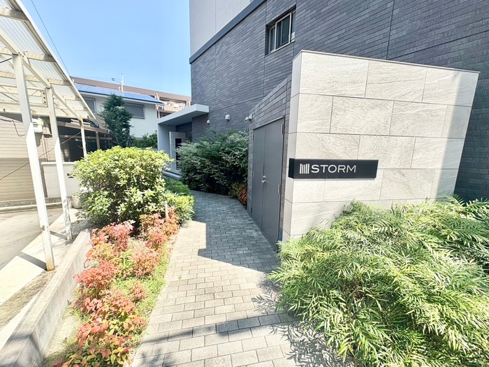 エントランス部分 STORM