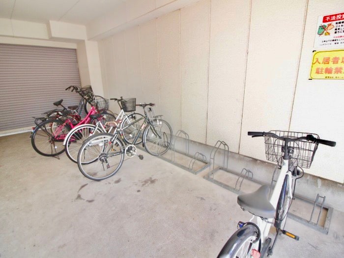 駐輪場 リッチライフ甲子園Ⅹ