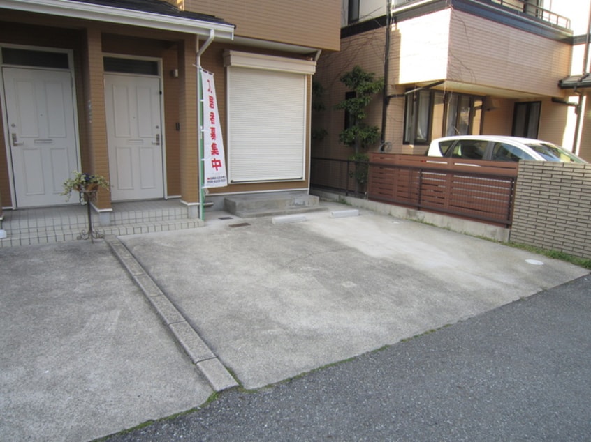 駐車場 メゾネット大原