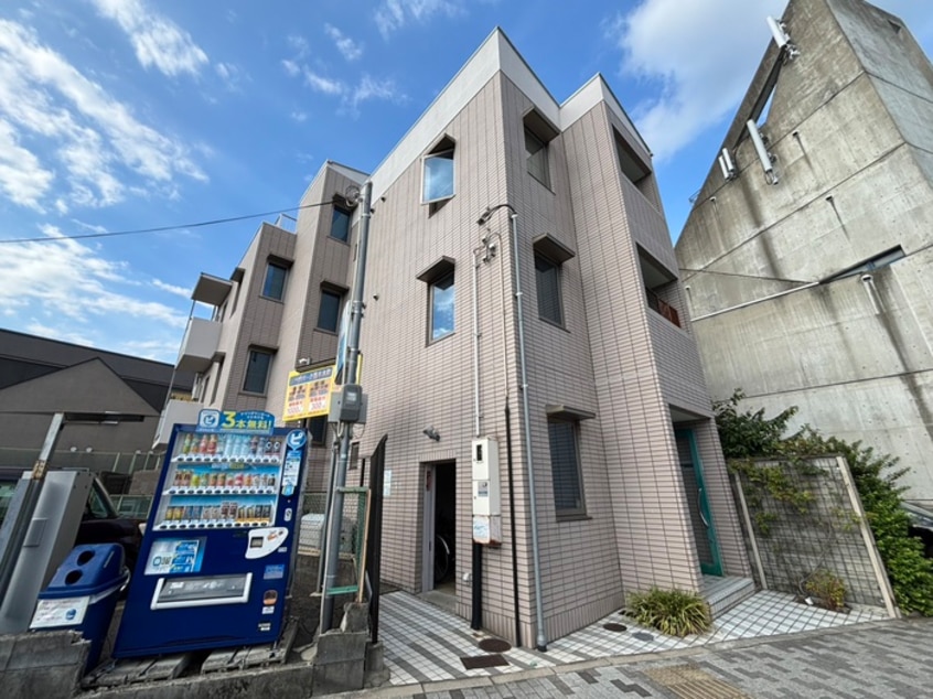 外観写真 グレ－スコ－ト