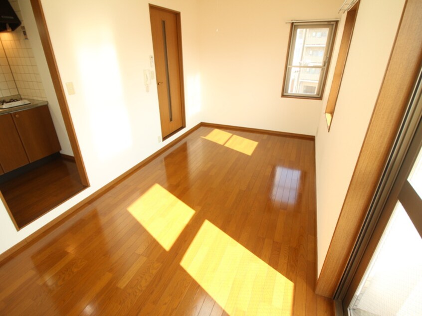 居室 グレ－スコ－ト