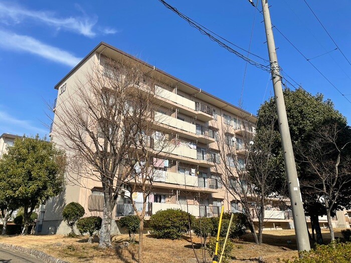 外観写真 男山第４住宅３０３棟（５０６）