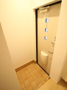 玄関 ニューフォレスト北野
