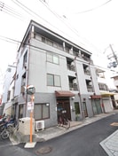 メゾン南寺方の外観