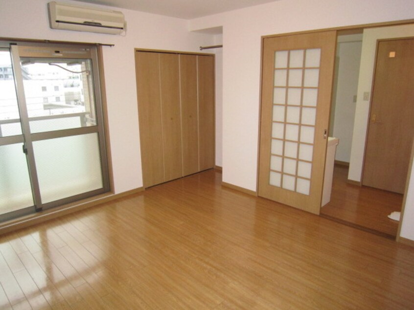 居室 アゼリア０１