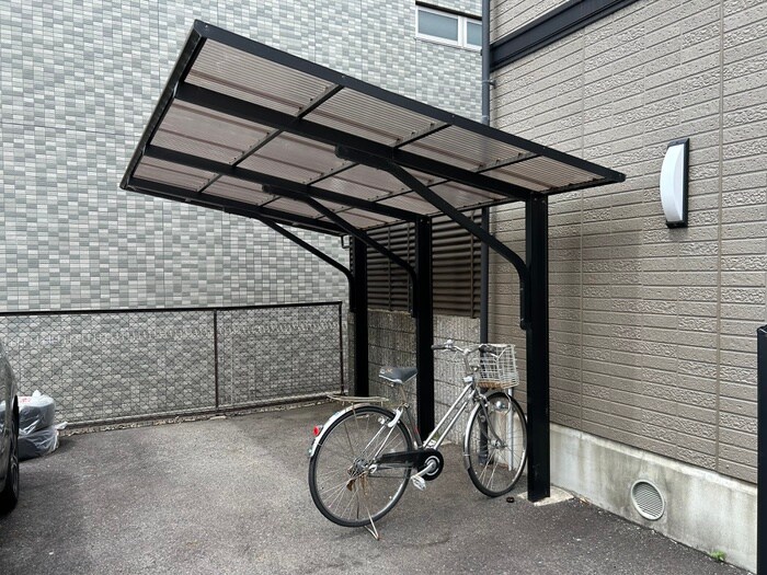 駐輪場 セジュ－ルレイク