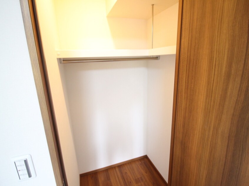 収納 ルネグラン夙川北名次（105）