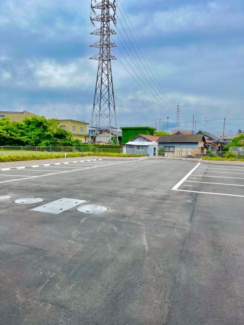 駐車場 グランエクセルⅢ番館
