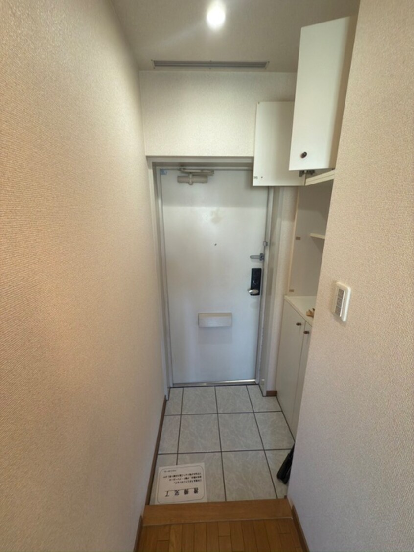 玄関 ルミエール長尾
