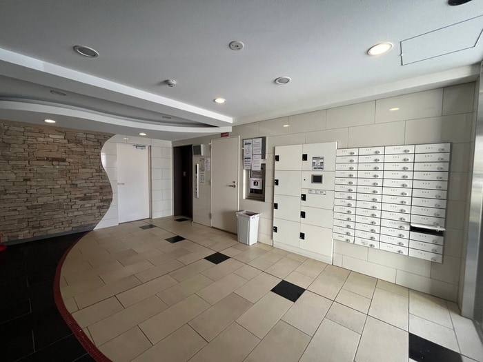 エントランス部分 セレニテ西宮本町