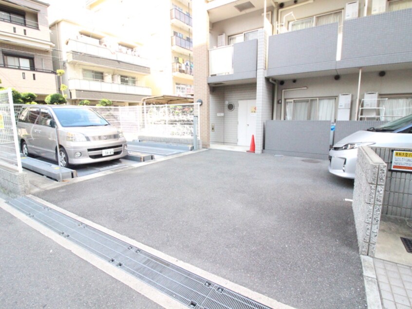 駐車場 グランディ－ル阪南町Ⅲ番館