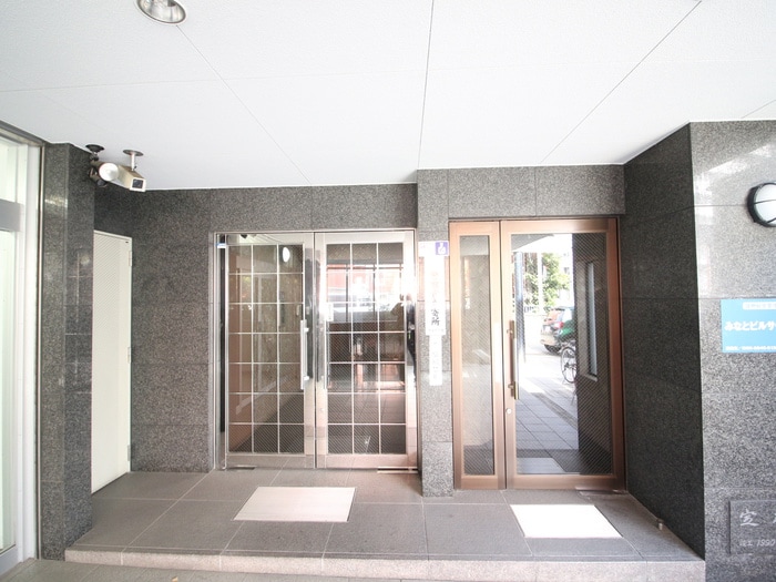 エントランス部分 クレストＪ