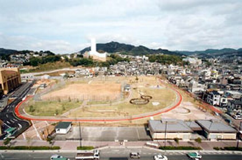 西代蓮池公園(公園)まで550m グラッツィオハイツ