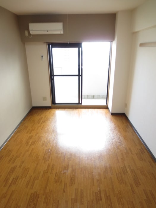 居室 アイランド小野山