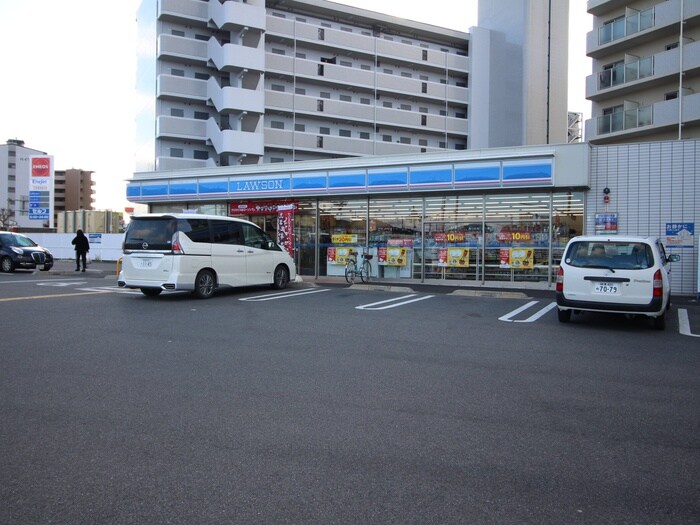 ローソン草津野路9丁目店(コンビニ)まで150m アイランド小野山