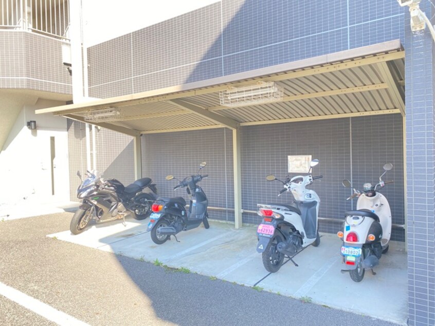 バイク置き場 ピアグレース神戸（206）