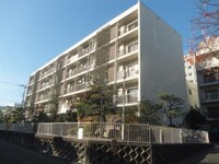摂津マンションＡ棟（403）