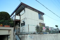 男山マンション