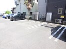 駐車場 カ－サ・フィオ－レⅡ