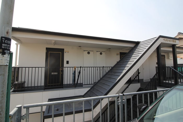 エントランス部分 ベルシオン岡本
