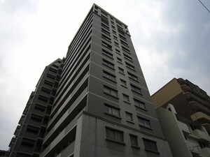 セイワパレス江坂広芝町（703）