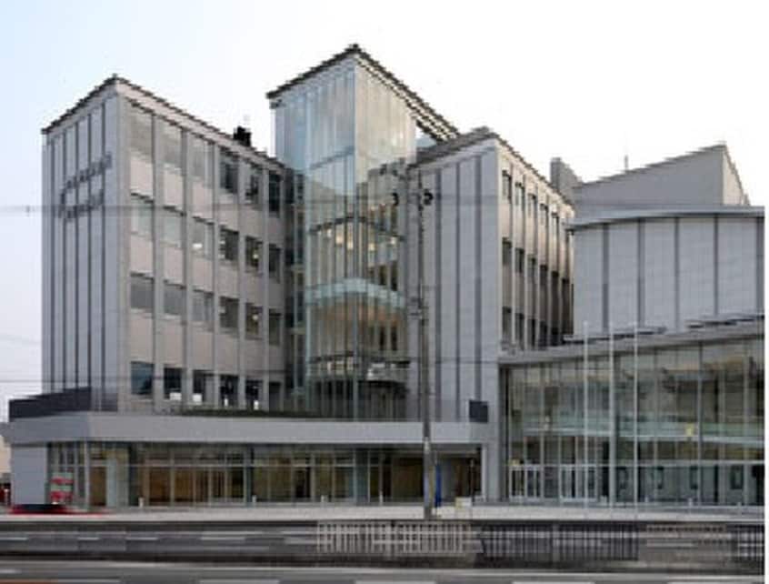 美原区役所(役所)まで1000m ヴィラ　グッド　ラックＡ棟